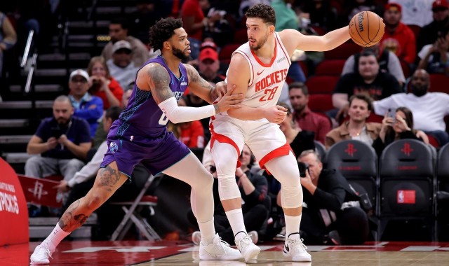 不满队友！杜兰特怒喷申京不防守！最佳新秀，克尼佩尔打爆火箭！