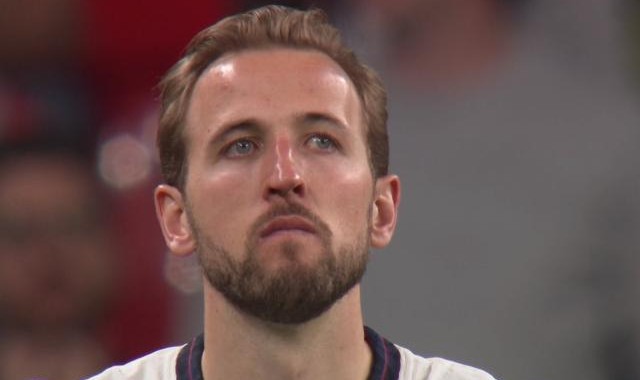 开云体育app-走得越远伤害越深，自我牺牲的工具人凯恩继续0冠…