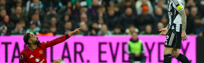 开云体育平台-2-1！7.2亿豪门11打10 却惨遭绝杀 11轮不败终结 创95年耻辱纪录|纽卡斯尔|曼联|埃迪·豪|巴塞罗那|切尔西_新浪体育_新浪新闻